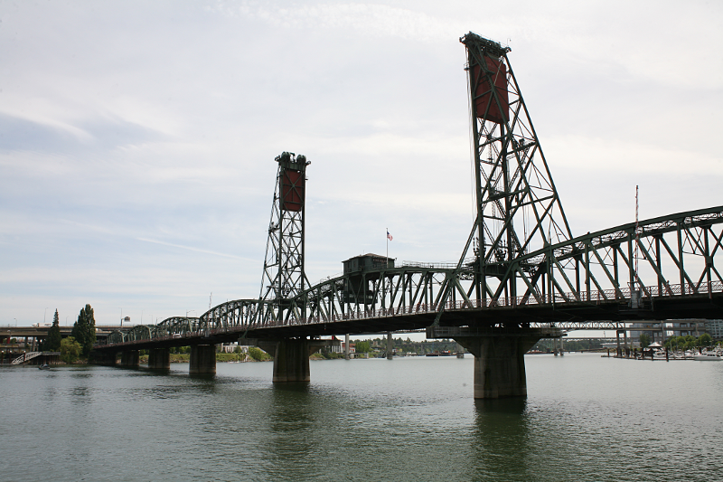 Hawthorne Bridge
